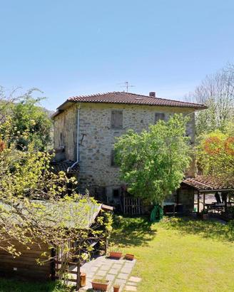 Villa bifamiliare Villa Collemandina [UG401FOVRG]