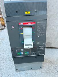 Interruttore Abb Sace xt5n 400