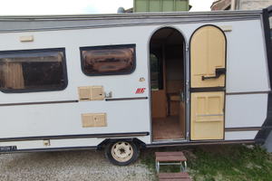 Roulotte LAIKA Polo44 SE