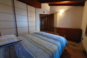 Treviolo stanza singola con box