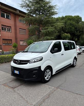 Opel Vivaro Life 2.0 Diesel 145CV 2021 9 POSTI