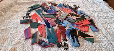 Mostrine in plastica