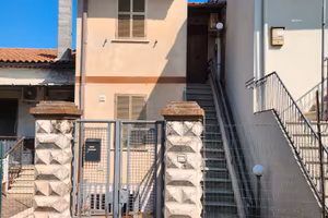 Casa indipendente su tre livelli