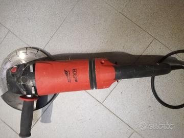 smerigliatrice angolare 220