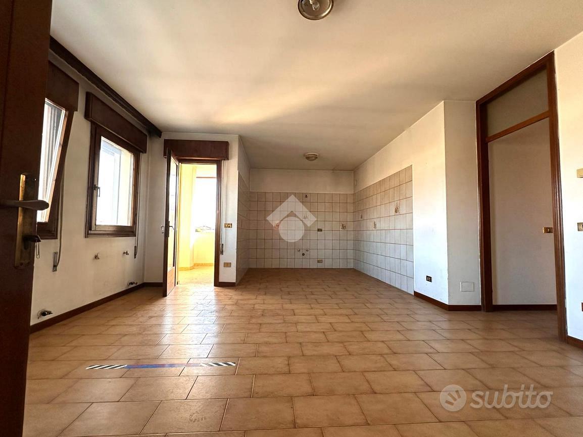 4 LOCALI A SAN ZENONE DEGLI EZZELINI - Vista 4