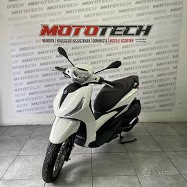 Piaggio Beverly 300 hpe