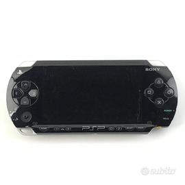 PSP 1000 + custodia morbida, alimentatore, scatola