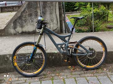 Demo race specialized 26