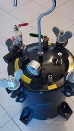 Serbatoio a pressione per vernice e resina