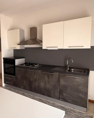 Cucina componibile cone nuova