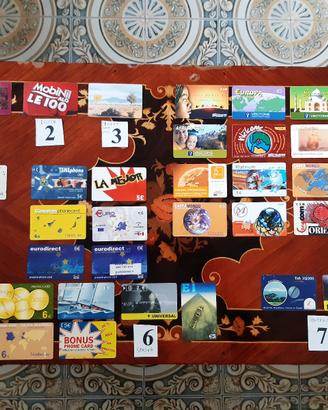 46 schede telefoniche estere, alcune molto rare