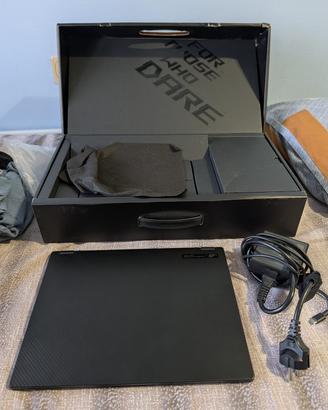 ASUS ROG Flow X13 (GV301RC) 2 in 1 laptop e tablet