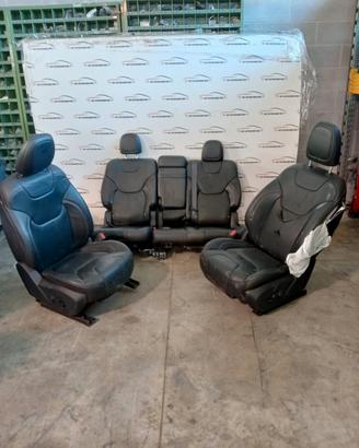 Kit sedili interni in pelle Jeep Cherokee 2019