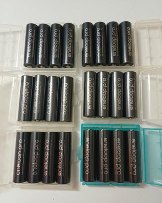 Batterie Enoolop Ricaricabili + caricabatteria 