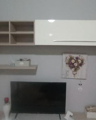 Parete attrezzata/armadio a ponte