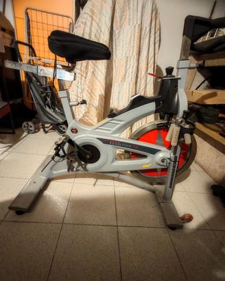 spinnbike schwinn evolution sr