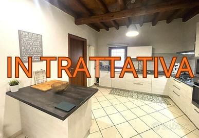 CASA SEMINDIPENDENTE A BUTTAPIETRA