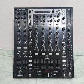 Mixer behringer nox 606