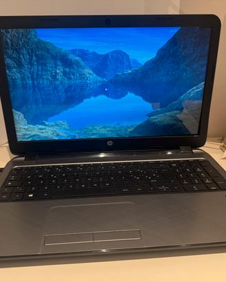 Notebook HP 15.6” ATI RADEON