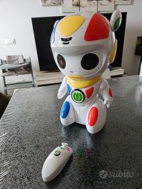 Robot Emiglio incluse pile