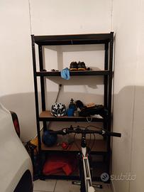 Scaffale slim per box e cantine