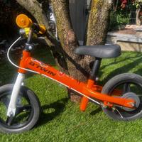 Bicicletta senza pedali