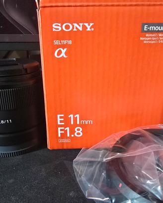 Sony E 11mm F1.8 (SEL11F18) MAI USATO