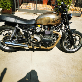 Triumph Bonneville 865 SE