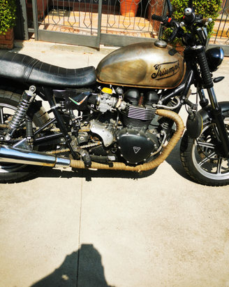 Triumph Bonneville 865 SE