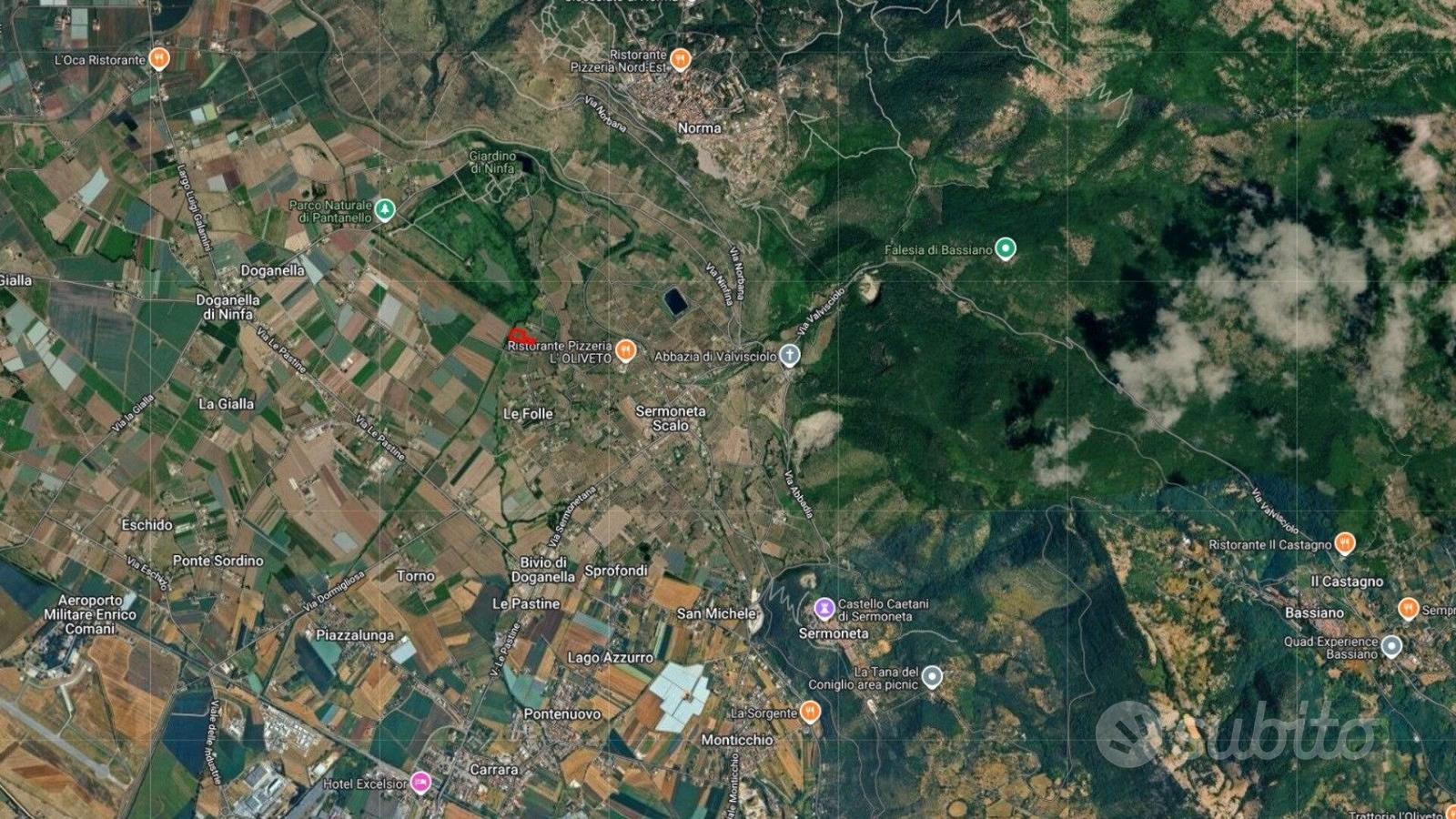 Terreno agricolo 1 HA fronte strada vicino Ninfa - Altro
