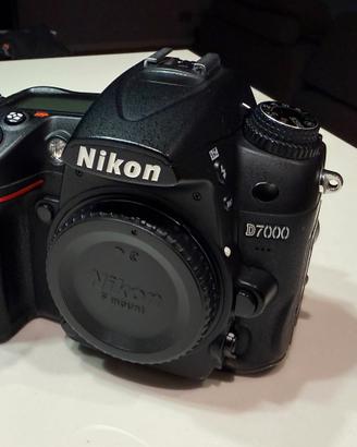 Nikon D 7000 e obbiettivi