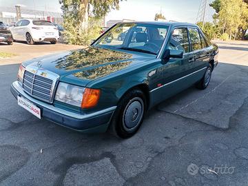 Mercedes E 200 E Berlina