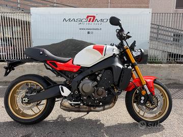 Yamaha XSR 900 Legend Red