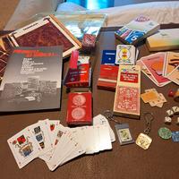 Giochi con carte,dadi ,portachiavi  anni 70/90 ...