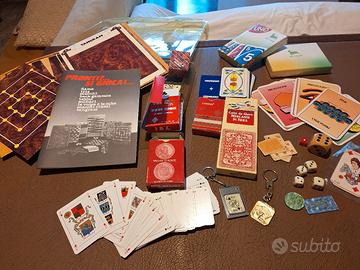 Giochi con carte,dadi ,portachiavi  anni 70/90 ...