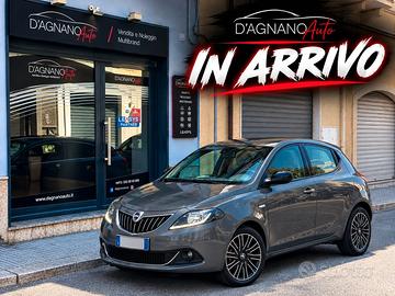 LANCIA YPSILON 1.0 70HP FIREFLY S&S HYBRID ECOCHIC