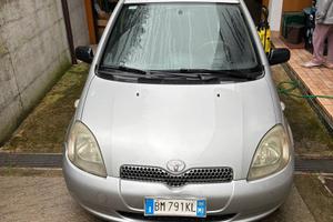 Toyota yaris 1.0 (adatta neopatentati)