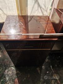 Macchina da cucire vintage