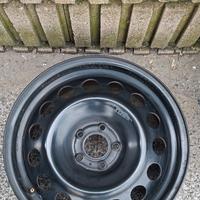 cerchi di ferro da 17 pollici