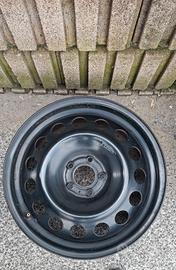 cerchi di ferro da 17 pollici