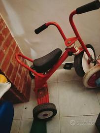 Triciclo d'epoca in ferro