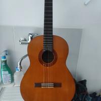 chitarra Yamaha c-40