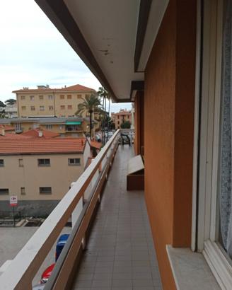 Trilocale a Bordighera