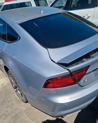 Audi A7 3.0 TDI quattro CRT per ricambi (2a)
