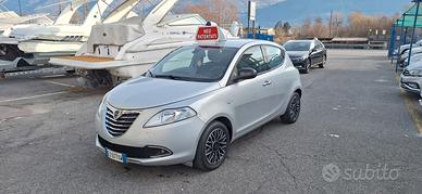 Lancia Ypsilon 1.2 69 CV 5 porte Gold