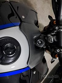 coperchio serbatoio in carbonio