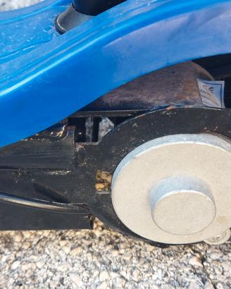 monopattino  elettrico con batterie nuove 