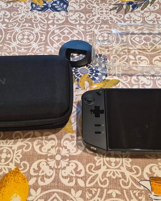 Lenovo Legion Go con custodia, accessori originali