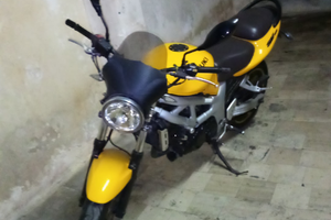 Suzuki SV 650 anno 99