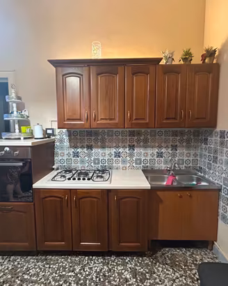 Cucina interamente in legno